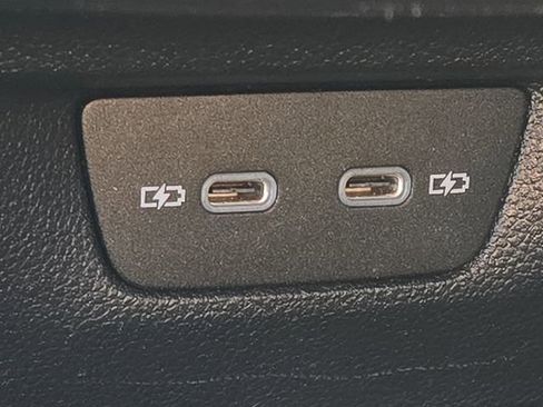 Used 2022 Volkswagen GTI S image 17