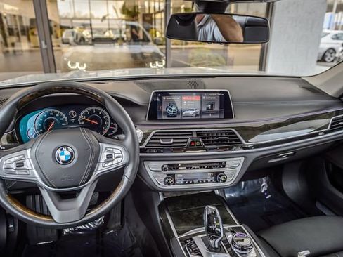 Used 2019 BMW 740i xDrive w/ Executive Package image 24