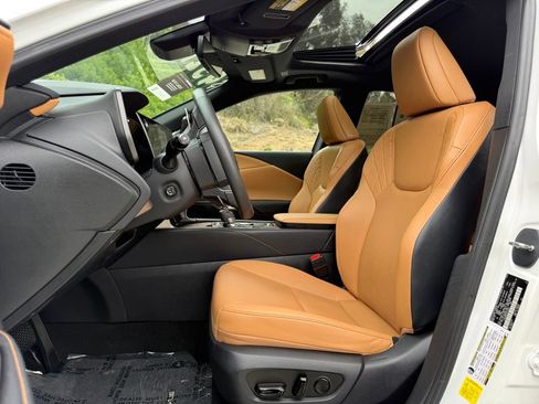 Certified 2024 Lexus RX 350 Premium w/ Convenience Package FWD image 17