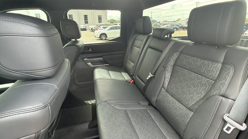 Used 2025 Toyota Tundra SR5 w/ SR5 Premium Package AWD/4WD image 24