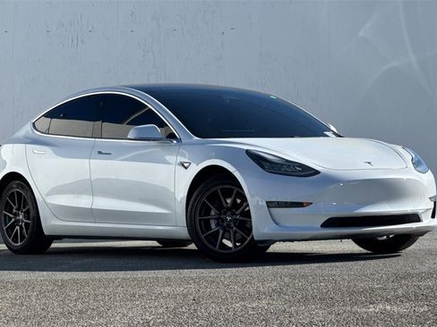 Used 2019 Tesla Model 3 Long Range image 2