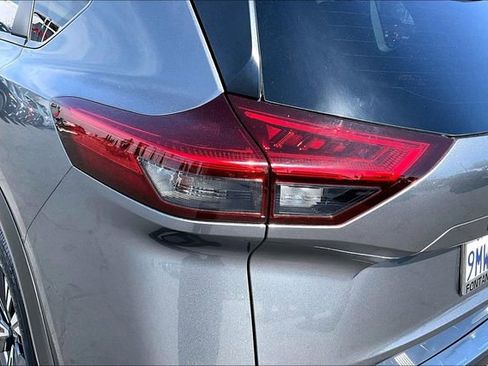Certified 2023 Nissan Rogue SV image 23