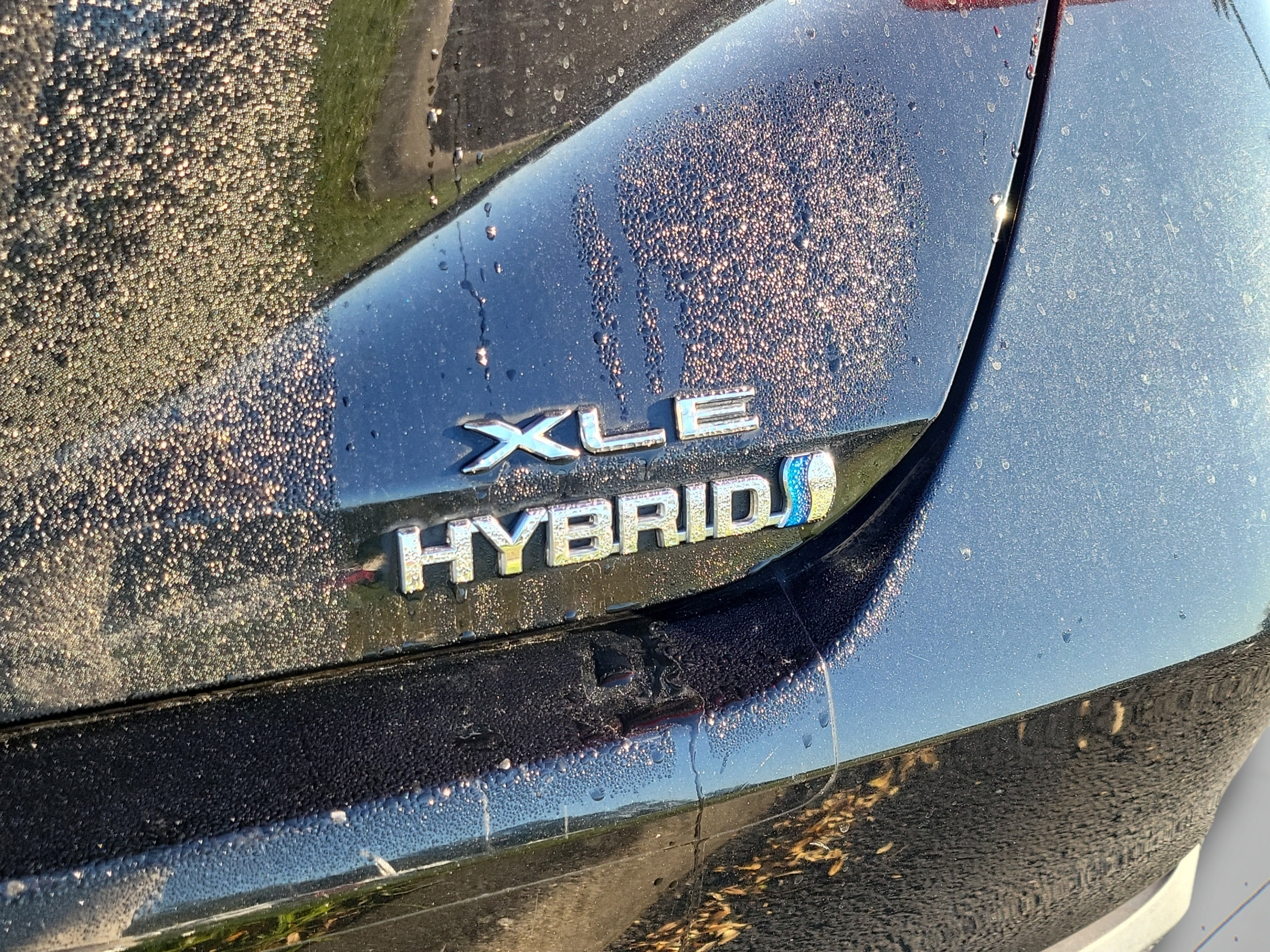 Used 2021 Toyota Avalon XLE w/ Moonroof Package FWD image 21