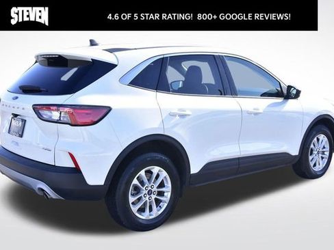 Used 2022 Ford Escape SE image 5