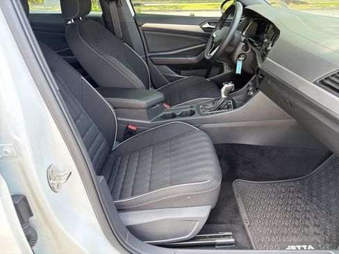 Used 2023 Volkswagen Jetta Sport FWD image 15
