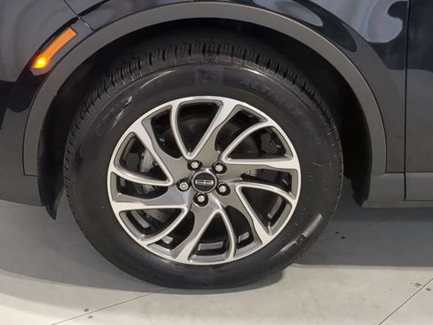 Used 2021 Lincoln Corsair FWD w/ Equipment Group 101A image 17