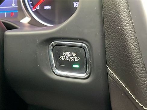 Certified 2023 GMC Acadia SLE w/ Driver Convenience Package image 19