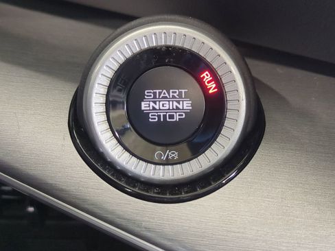 New 2026 Jeep Grand Wagoneer L Limited image 32