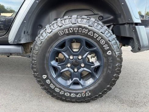 Used 2023 Jeep Wrangler Unlimited AWD/4WD image 29