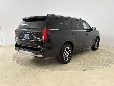 Certified 2025 Ford Expedition Max Platinum AWD/4WD image 9