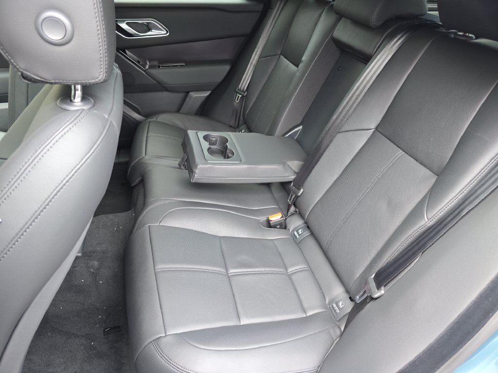 New 2026 Land Rover Range Rover Velar Dynamic SE AWD/4WD image 23