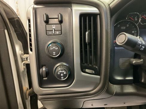 Used 2018 GMC Sierra 2500 SLE w/ SLE Preferred Package image 13
