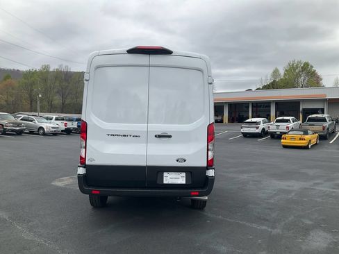 New 2026 Ford Transit 250 148 Medium Roof RWD image 6