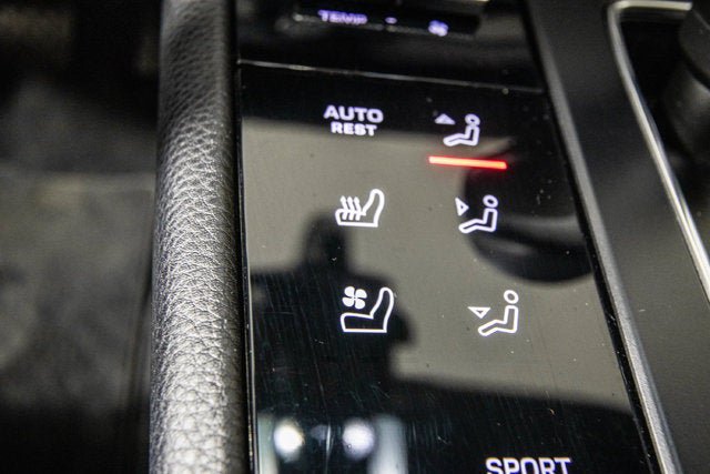 Used 2024 Porsche Macan w/ Premium Plus Package AWD/4WD image 26