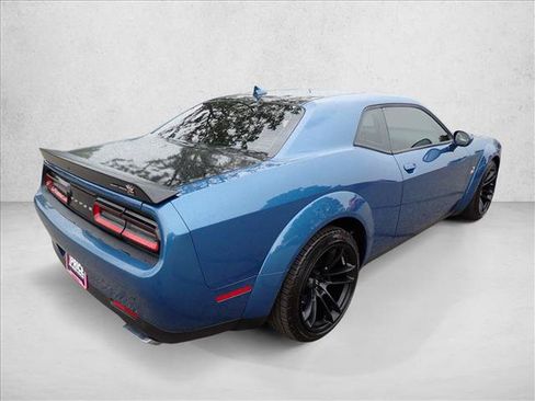 Used 2021 Dodge Challenger R/T Scat Pack RWD image 4