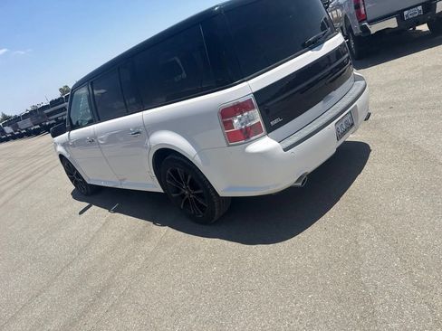 Used 2019 Ford Flex SEL w/ Equipment Group 202A FWD image 5