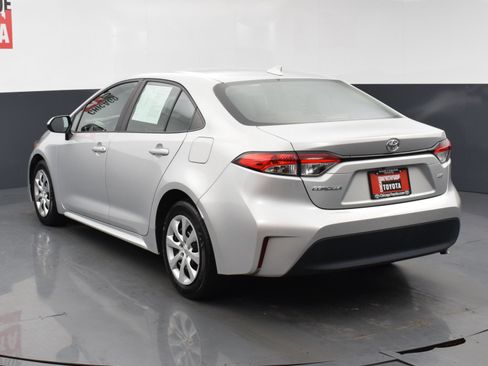 Used 2024 Toyota Corolla LE FWD image 3