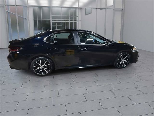Certified 2023 Toyota Camry SE FWD image 9