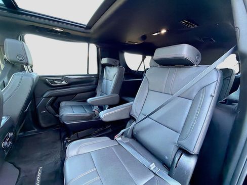 Used 2024 Chevrolet Suburban RST w/ Luxury Package image 26