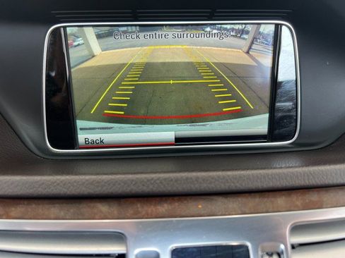 Used 2014 Mercedes-Benz E 350 4MATIC Sedan image 18