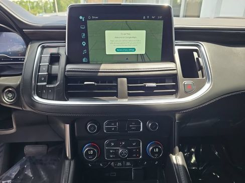 Certified 2024 Chevrolet Suburban LT AWD/4WD image 20