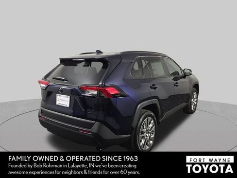 Used 2025 Toyota RAV4 XLE Premium w/ Weather Package AWD/4WD image 7
