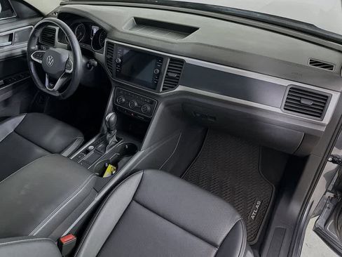 Used 2021 Volkswagen Atlas SE FWD image 34