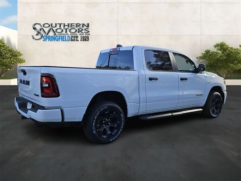 New 2026 RAM 1500 Express AWD/4WD image 5
