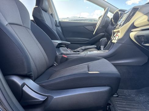 Used 2018 Subaru Crosstrek 2.0i image 12