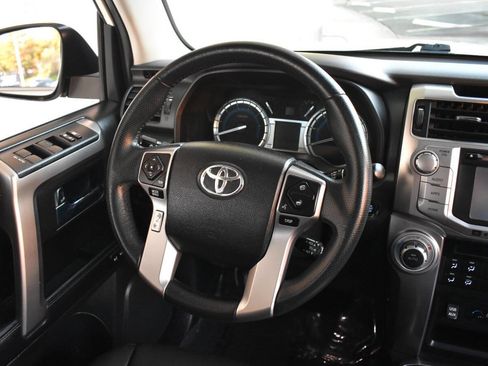 Used 2019 Toyota 4Runner 4WD image 62