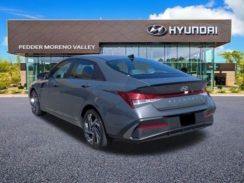 Certified 2025 Hyundai Elantra Sport image 5