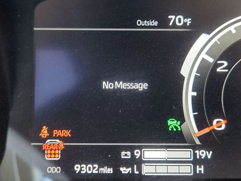 Used 2023 Toyota Sequoia Limited image 29