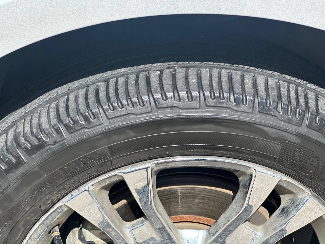 Used 2012 Chevrolet Equinox LTZ FWD image 25
