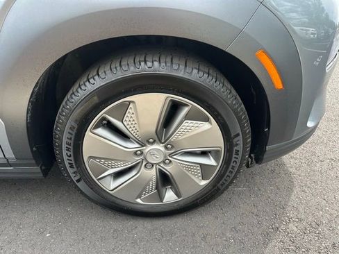 Used 2021 Hyundai Kona Ultimate w/ Cargo Package image 13