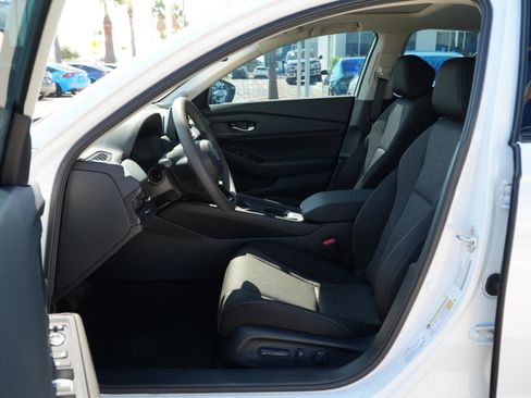 Used 2025 Honda Accord SE image 16