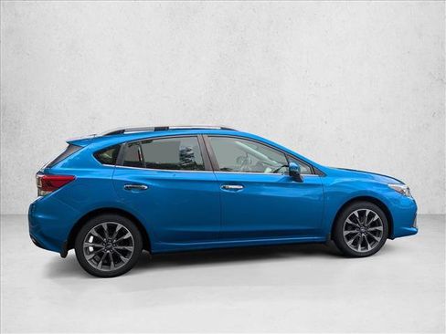 Used 2022 Subaru Impreza 2.0i Limited w/ Popular Package #2 AWD/4WD image 4