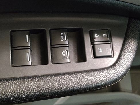 Used 2017 Honda Pilot EX-L image 27