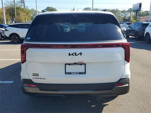 New 2026 Kia Carnival SX Prestige image 5