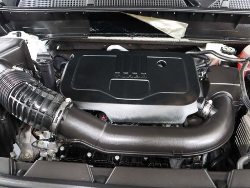 Used 2023 GMC Acadia SLT FWD image 33