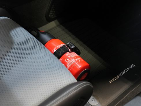 Used 2023 Porsche 718 Cayman GT4 RS image 40