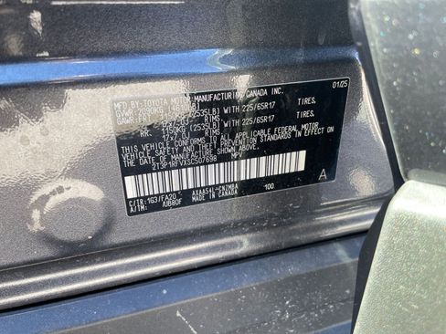 Used 2025 Toyota RAV4 XLE image 30