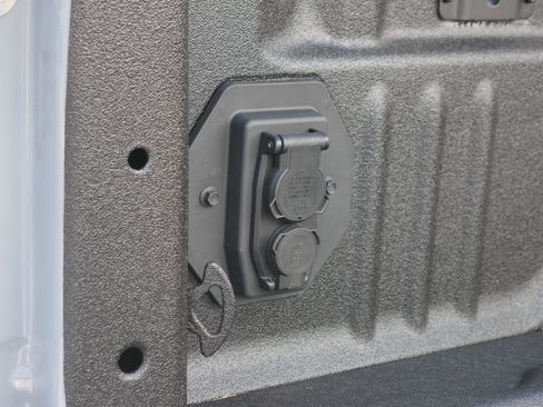 New 2026 Ford F250 Platinum w/ Tremor Off-Road Package image 26