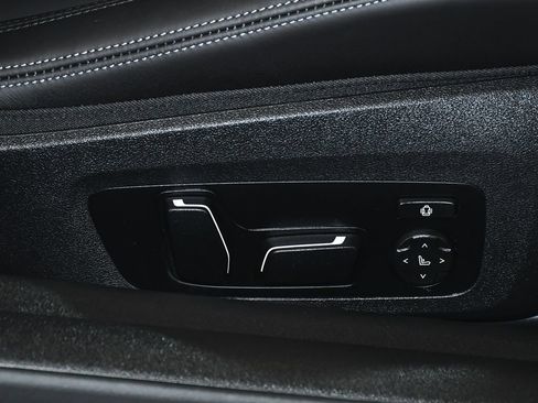Used 2026 BMW M4 xDrive Competition AWD/4WD image 64