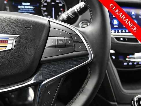 Used 2025 Cadillac XT5 Premium Luxury image 25