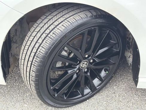 Used 2024 Toyota Camry XSE w/ Navigation Package image 16