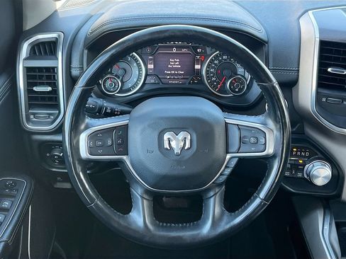 Used 2022 RAM 1500 Laramie AWD/4WD image 11