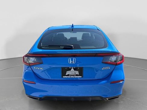 Used 2022 Honda Civic Sport Touring image 5