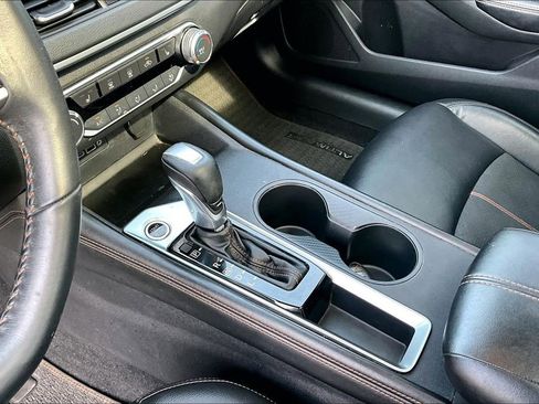 Used 2021 Nissan Altima 2.5 SR w/ SR Premium Package image 16