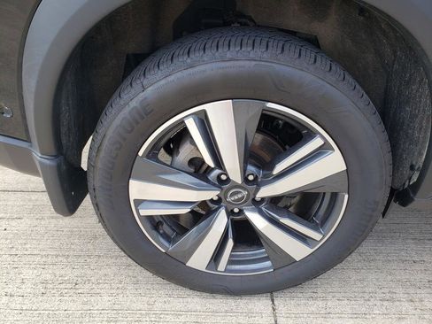 Certified 2024 Nissan Rogue SL image 44