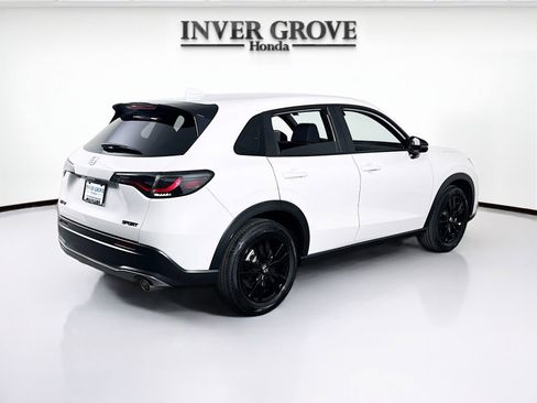 Certified 2026 Honda HR-V Sport image 5